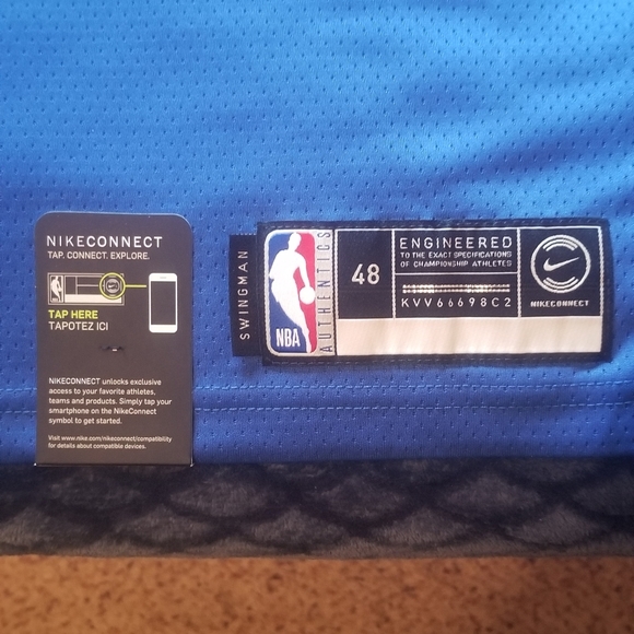 LUKA DONCIC SIGNED FANATICS LARGE JERSEY NIKE NWT - Picture 6 of 9